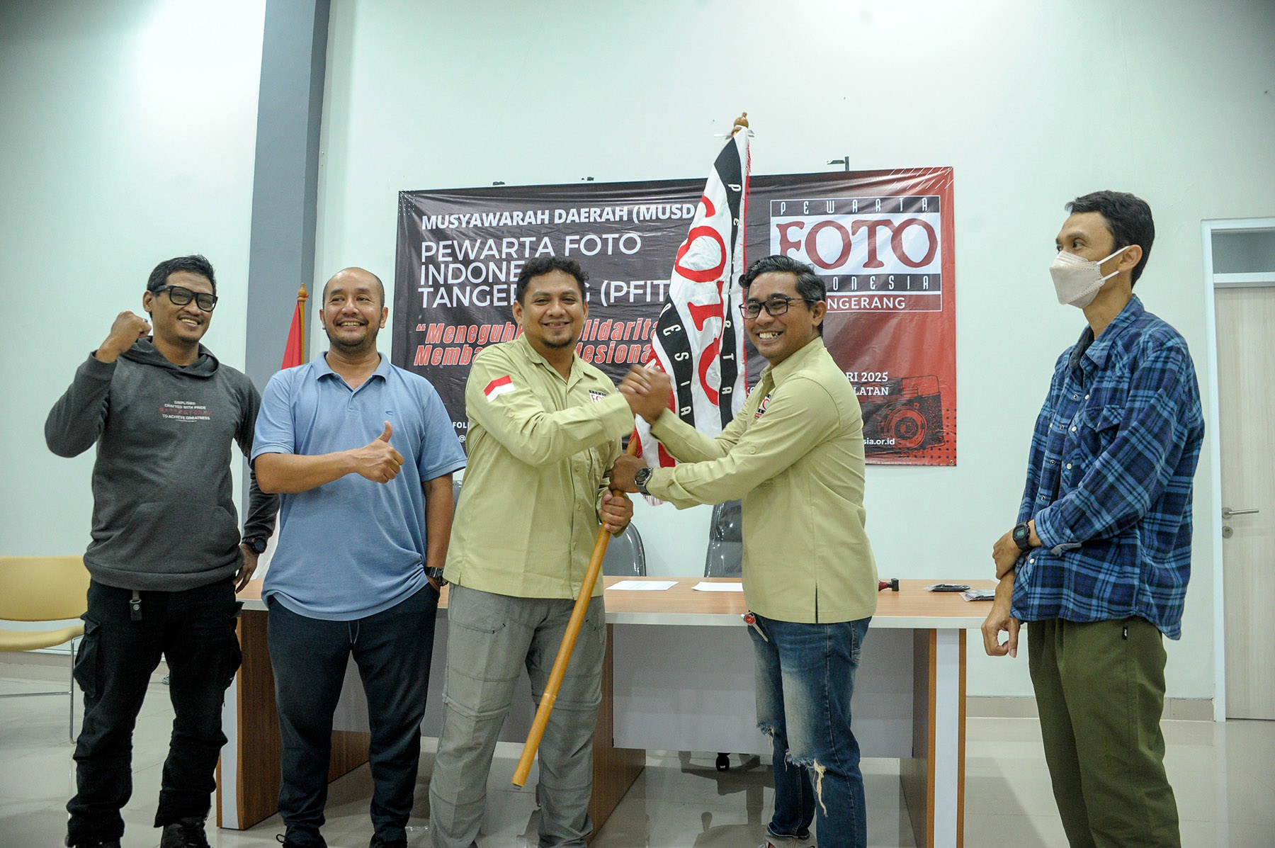 Pewarta Foto Jawa Pos, Dery Ridwansah sebagai Ketua PFI Tangerang periode 2025-2028.