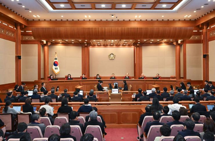 Sidang terakhir untuk kasus pemakzulan Presiden Yoon Suk Yeol di Mahkamah Konstitusi, Selasa (25/2).
