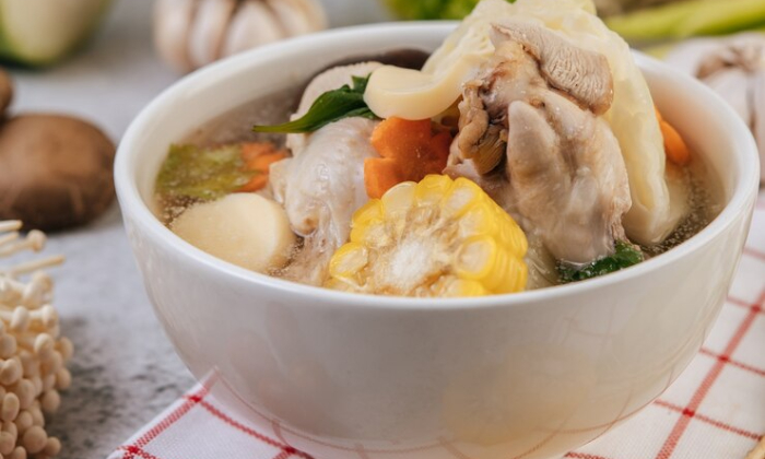 Sehat dan Lezat! Inilah Resep Sup Ayam yang Bisa Kamu Coba di Rumah