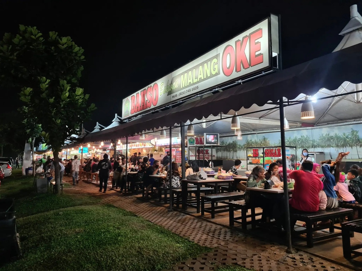Taman Jajan CBD Bintaro (Dok. Dekoruma)