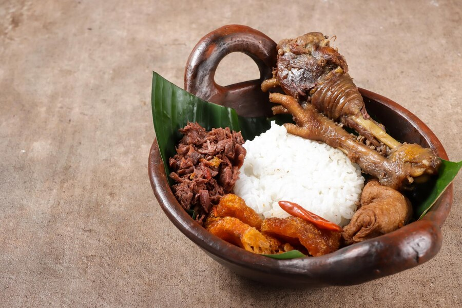 Ilustrasi nasi gudeg (Dok. Freepik)