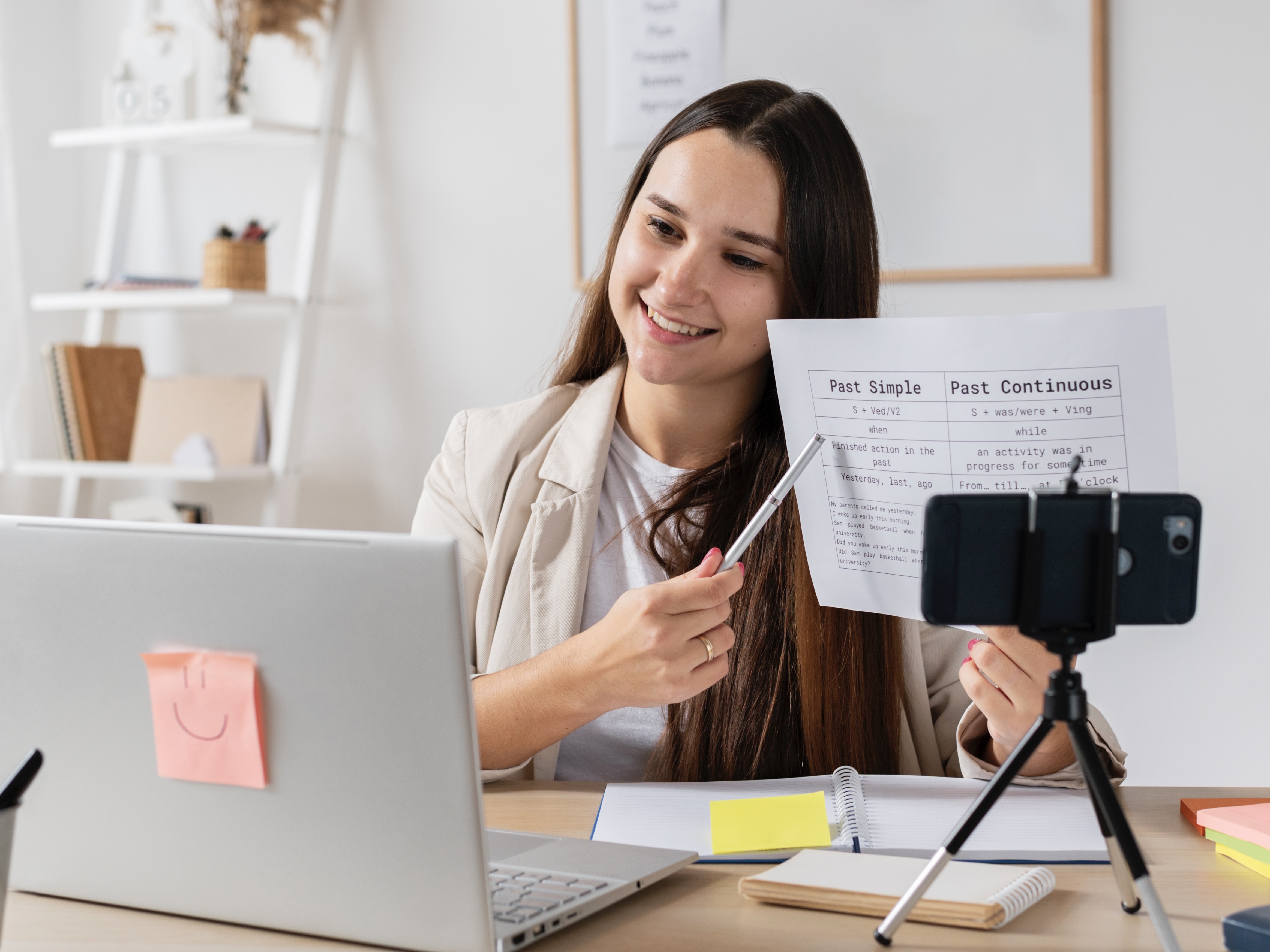 Ilustrasi seorang content creator. (Freepik)