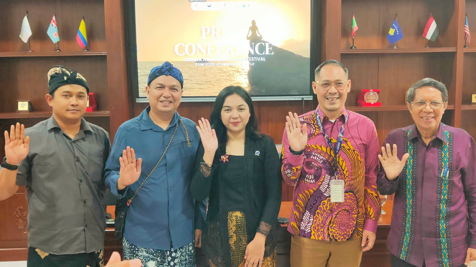 Universitas Budi Luhur (UBL) bekerja sama dengan Ikatan Paritrana Indonesia dan Belantara Budaya Indonesia untuk mengadakan Java Fest X Cahaya Nusantara 2025. (Dok. UBL)