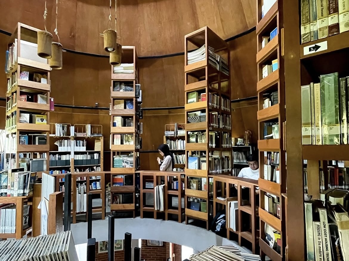 Perpustakaan Pustaka Pahala. (Dok. Instagram @pustakapahala)