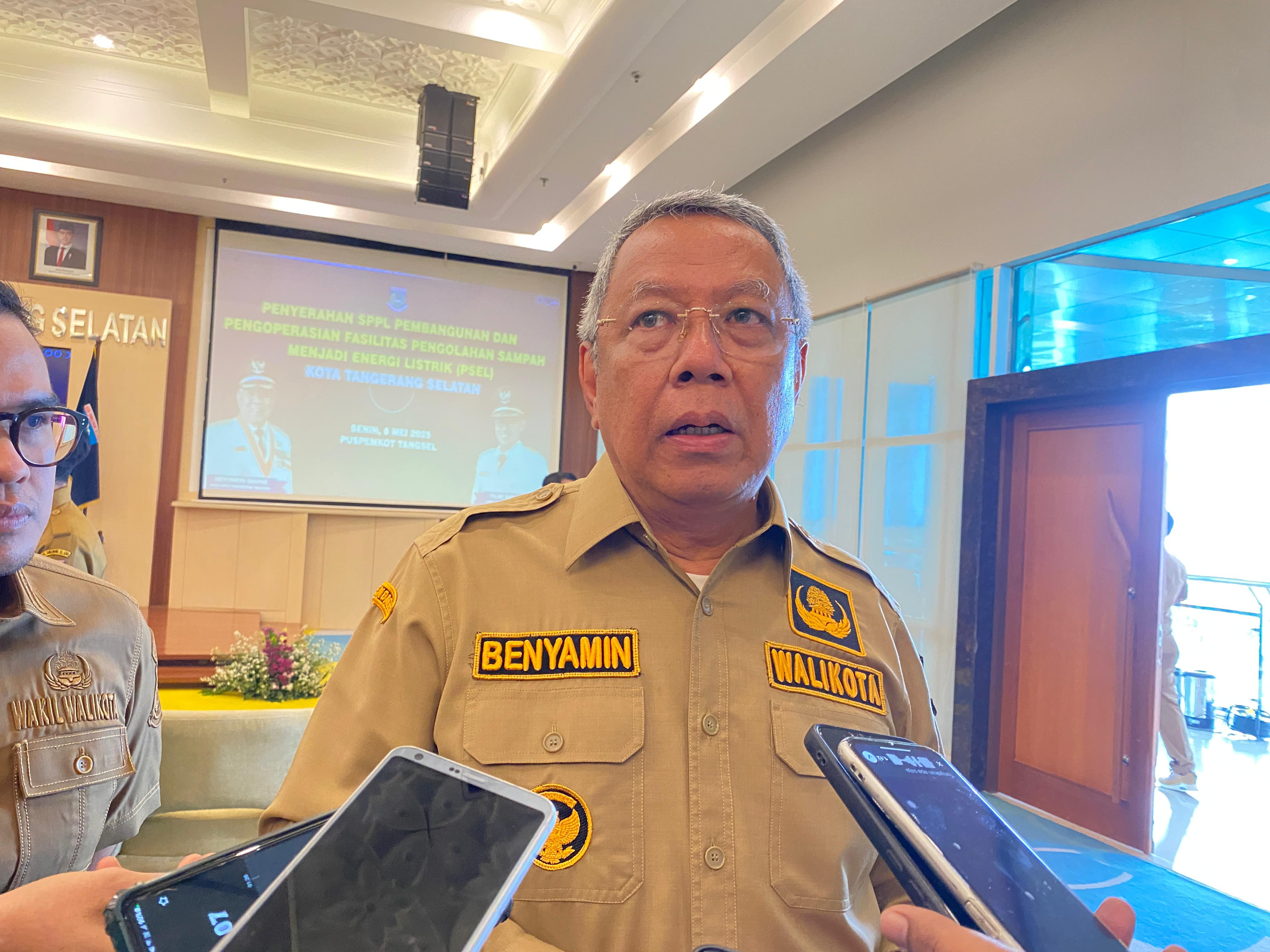 Wali Kota Tangsel Benyamin Davnie.