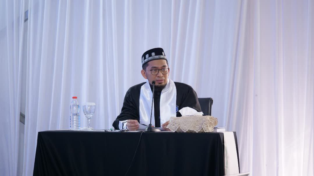 Ustaz Adi Hidayat (Dok. Instagram @adihidayatofficial)