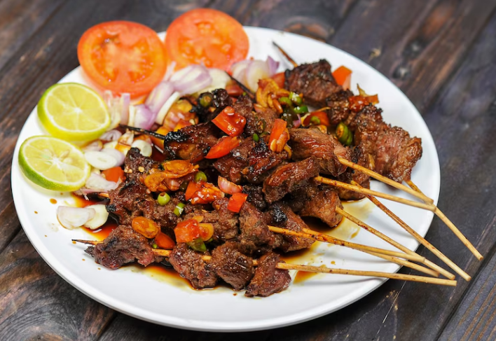Ilustrasi sate kambing. (Dok. Freepik)