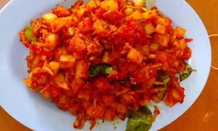 Kentang teri balado. (Cookpad)