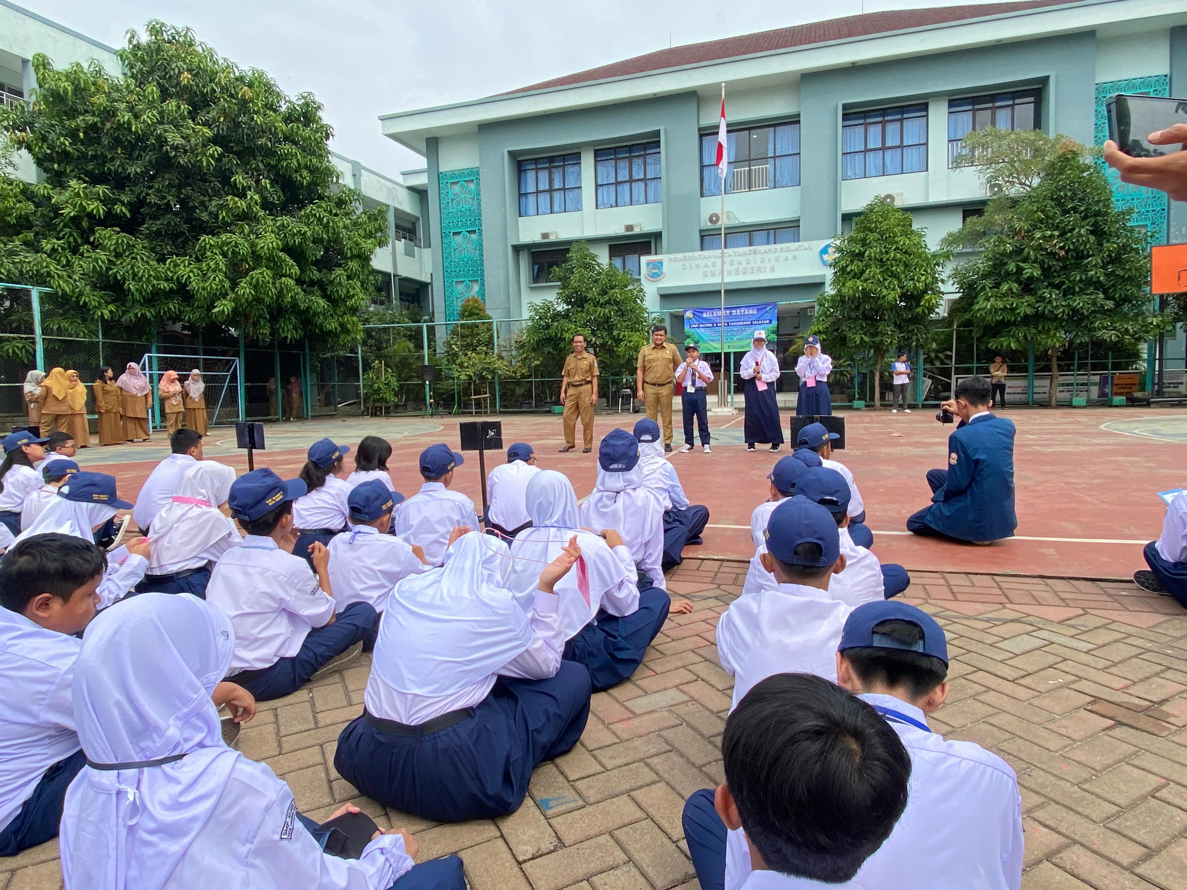 Ilustrasi siswa-siswi SMP. (Muhtamimah/Jawa Pos)
