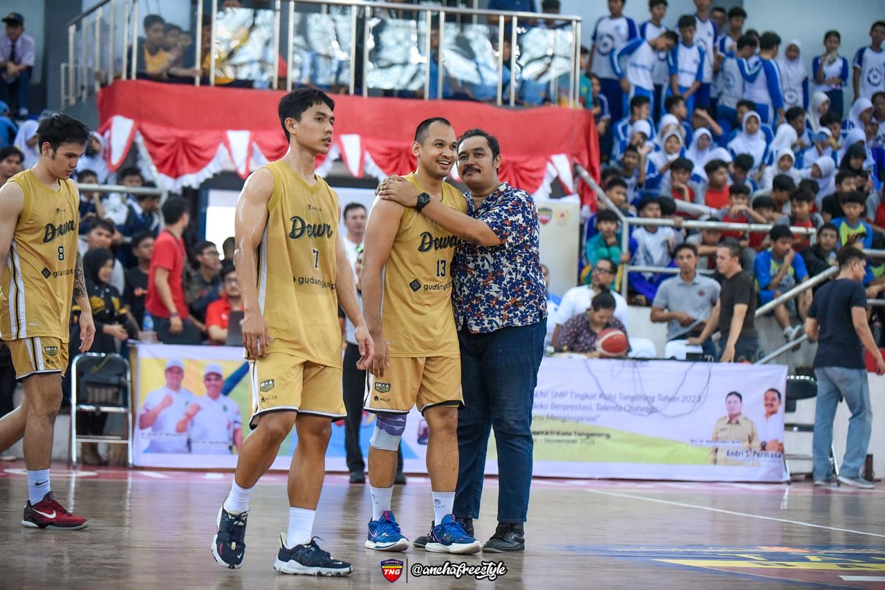 Selebrasi Dewa United di IBL 2025.