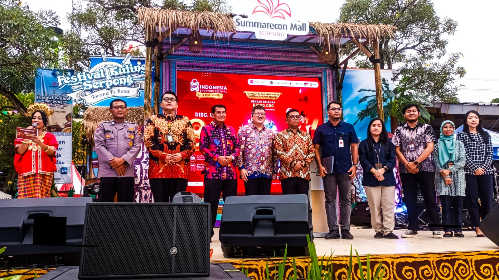 Penutupan Indonesia Shopping Festival di Summarecon Mall Serpong, Tangerang, Kamis (28/8).