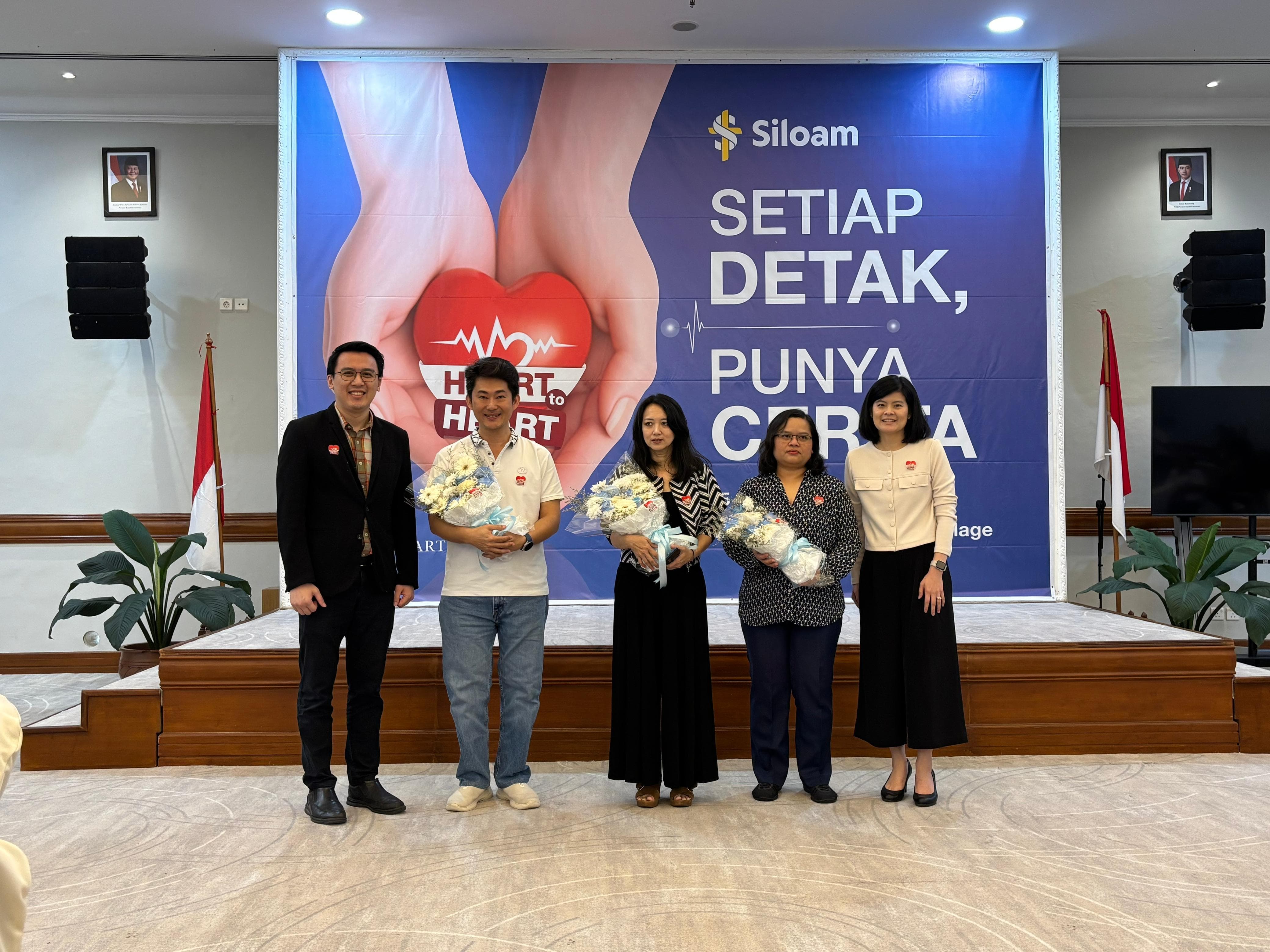 Siloam Hospitals Lippo Village (SHLV) menghadirkan para pasien yang telah sembuh serta dokter-dokter spesialis jantung untuk memperingati World Heart Day, Kota Tangerang. (Dok. IST)