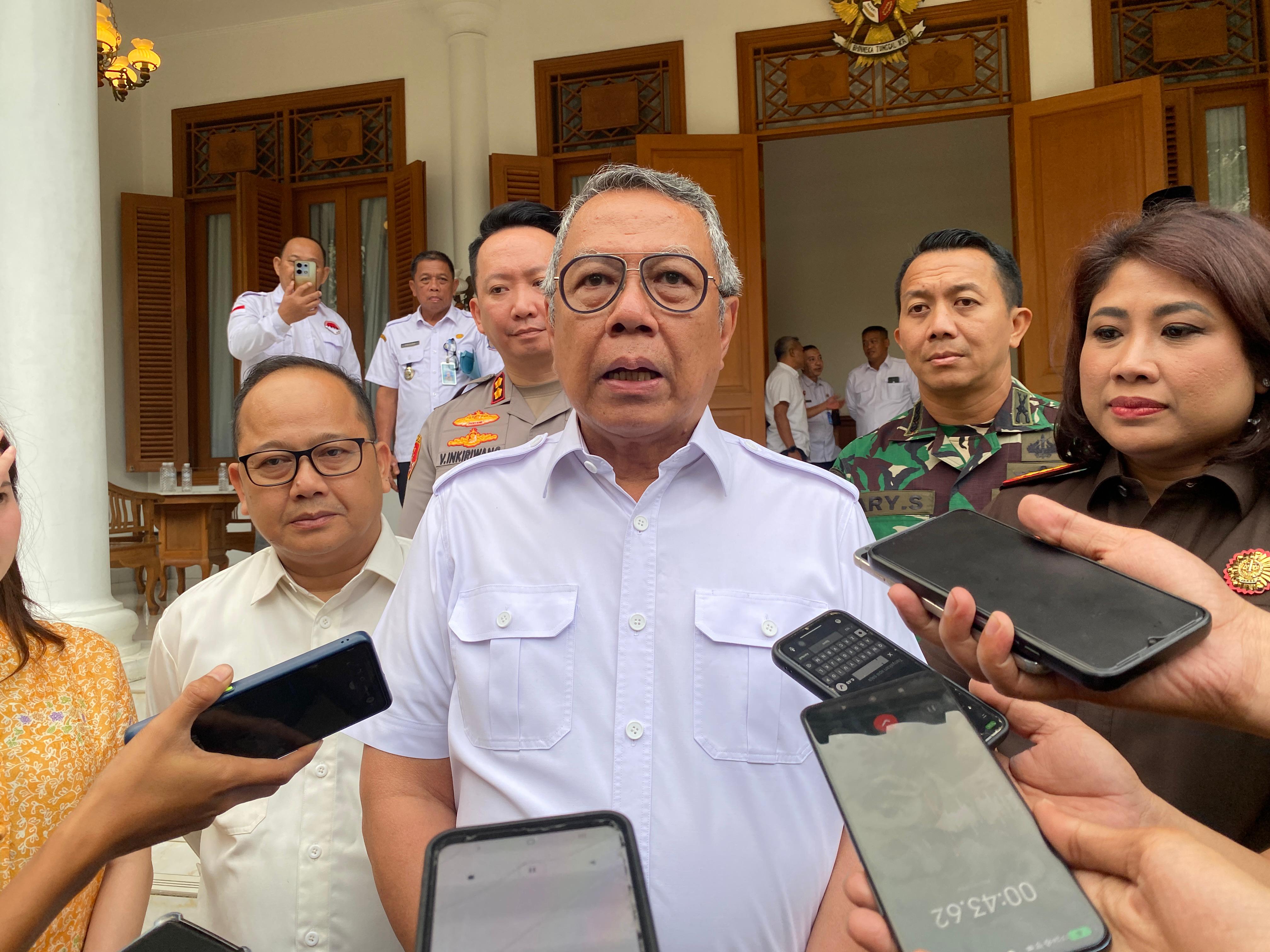 Wali Kota Tangsel Benyamin Davnie.