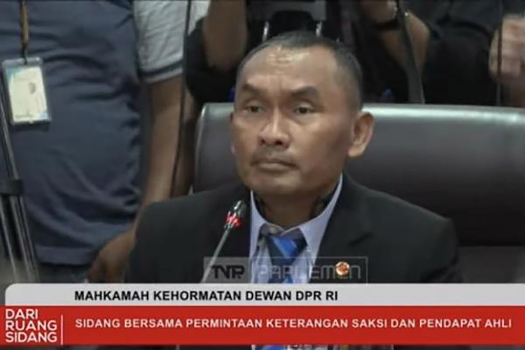 Koordinator Orkestra Unhan, Letkol Suwarko. (Tangkapan layar YouTube TVR Parlemen)