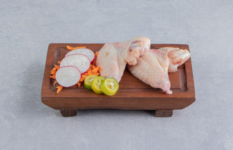 Ilustrasi resep ayam cincang kukus (Dok. Freepik)