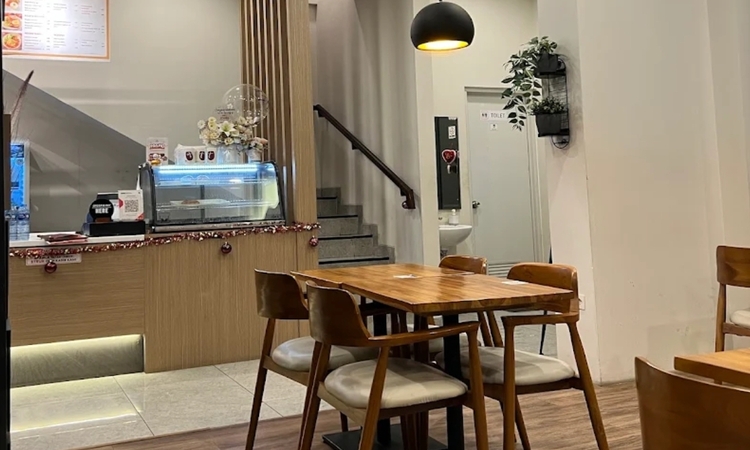 Ilustrasi kafe dekat Stasiun Cisauk (Google Maps)