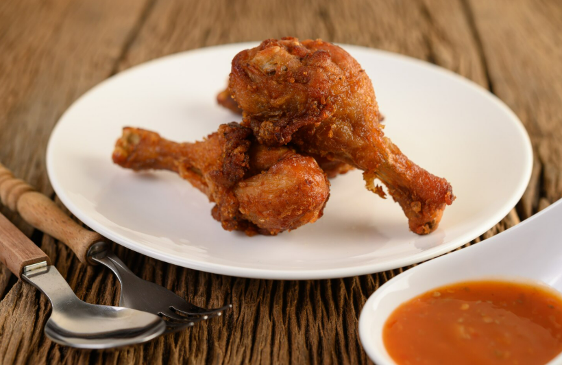 Ilustrasi resep ayam goreng rempah tanpa ungkep (Dok. Freepik)