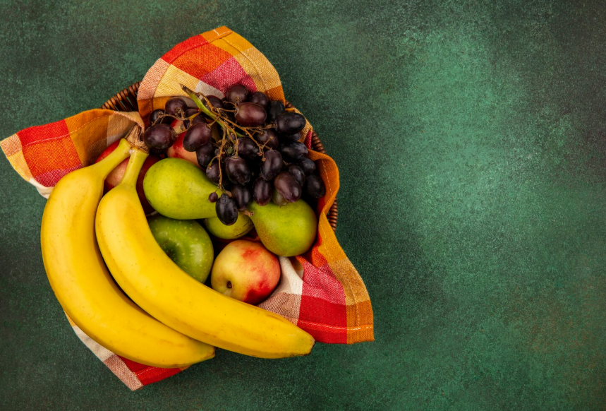 Ilustarsi buah untuk menu buka puasa (Dok. Freepik)