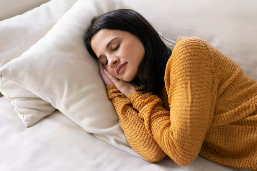 Ilustrasi tidur nyenyak (Dok. Freepik)