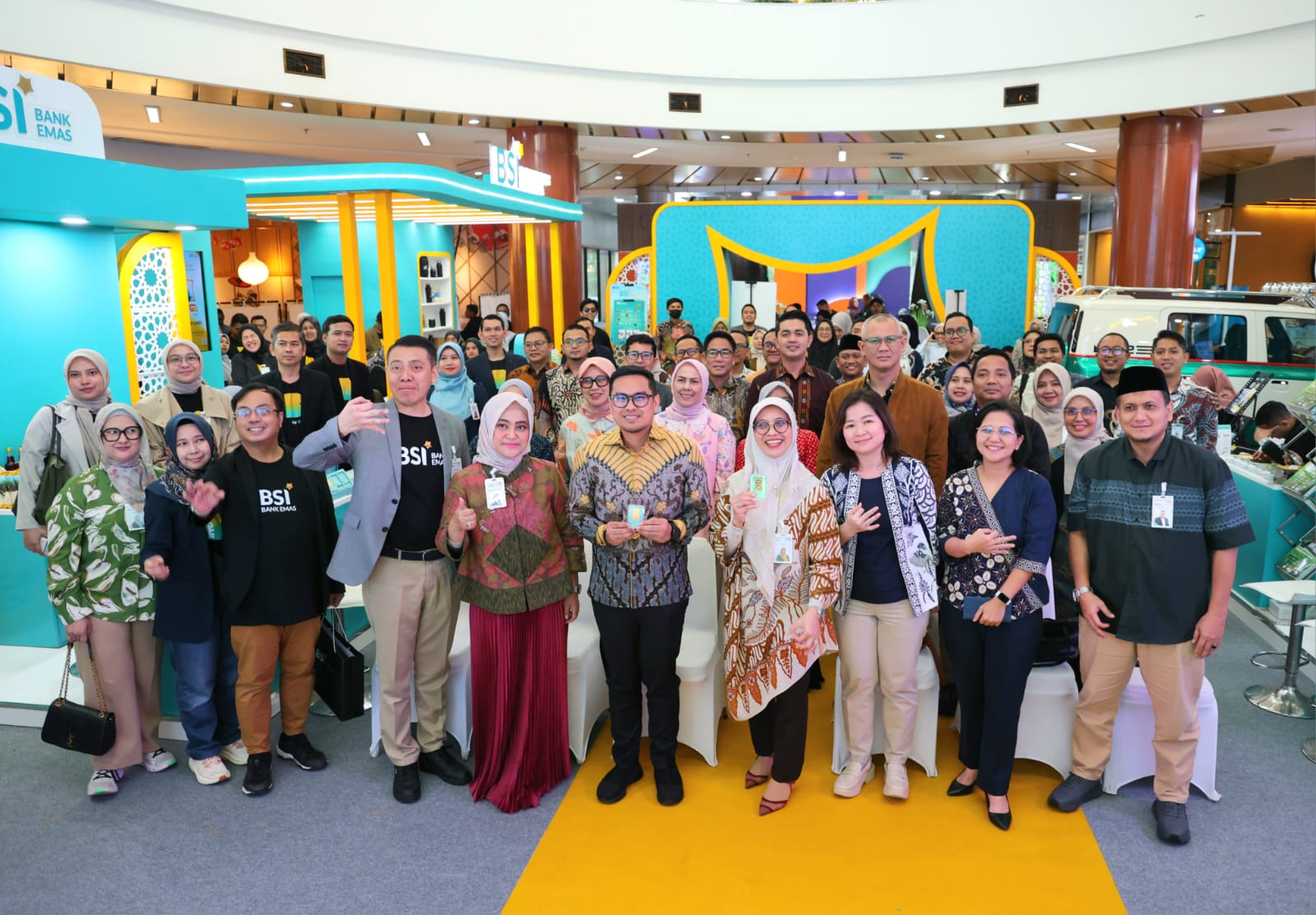 RCEO RO 4 Jakarta 1 BSI, Fitri Syam dalam opening ceremony BSI Fest Ramadan di Atrium BXChange, Bintaro Jaya Xchange, Kamis (26/2). (Dok. BSI)