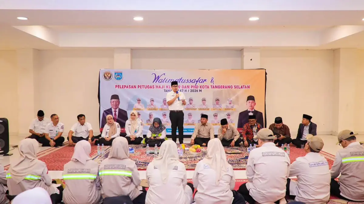 Wakil Wali Kota Tangerang Selatan Pilar Saga Ichsan mengingatkan pentingnya kesiapan fisik, mental, dan spiritual bagi petugas haji dalam kegiatan Walimatussafar Petugas Haji Kota Tangerang Selatan di Masjid Islamic Center Baiturrahmi, Serpong, Rabu (15/4/2026). (Dok. Humas Pemkot Tangsel)