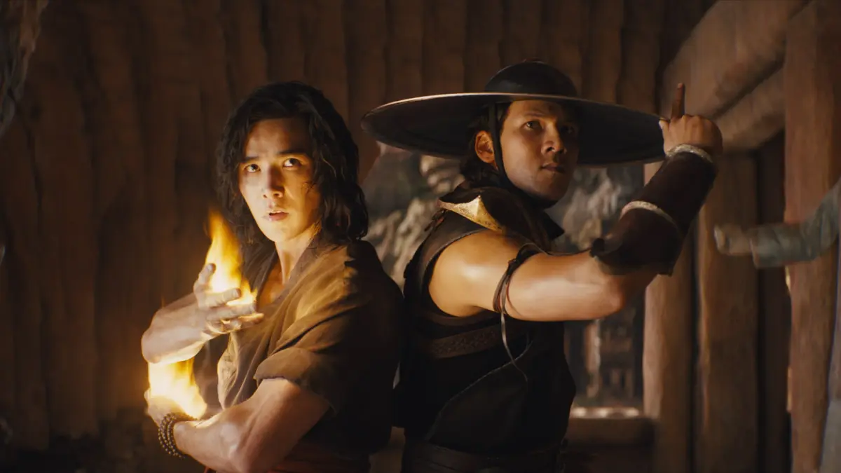 Max Huang, 37. Max kembali berperan sebagai Kung Lao, seorang mantan rahib Shaolin dengan kemampuan bela diri. Di Mortal Kombat II, Kung Lao kembali bertarung. Salah satunya melawan saudaranya, Liu Kang (Ludi Lin).&nbsp;(Dok. IMDB)