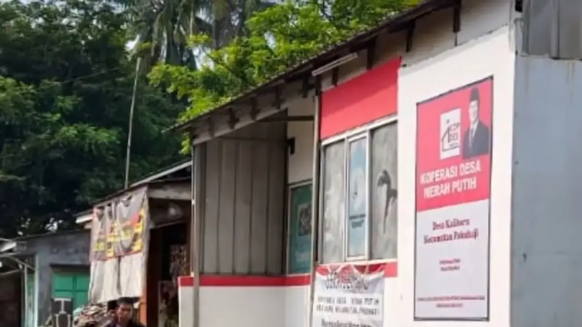 Tangkapan layar video Kopdes Merah Putih Desa Kalibaru, Pakuhaji, Kabupaten Tangerang yang diunggah akun Instagram @b4risanmuda pada Selasa (12/5). (Dok. JP)