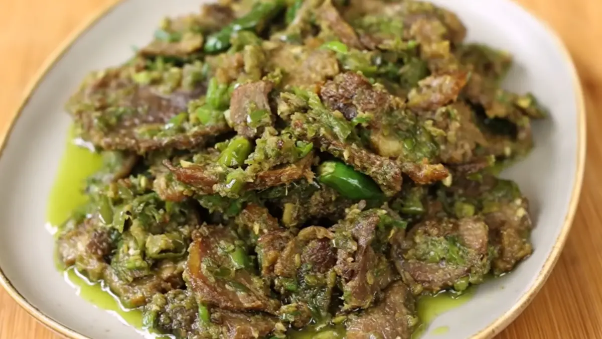 Resep daging cabai hijau ala restoran (YouTube Devina Hermawan)
