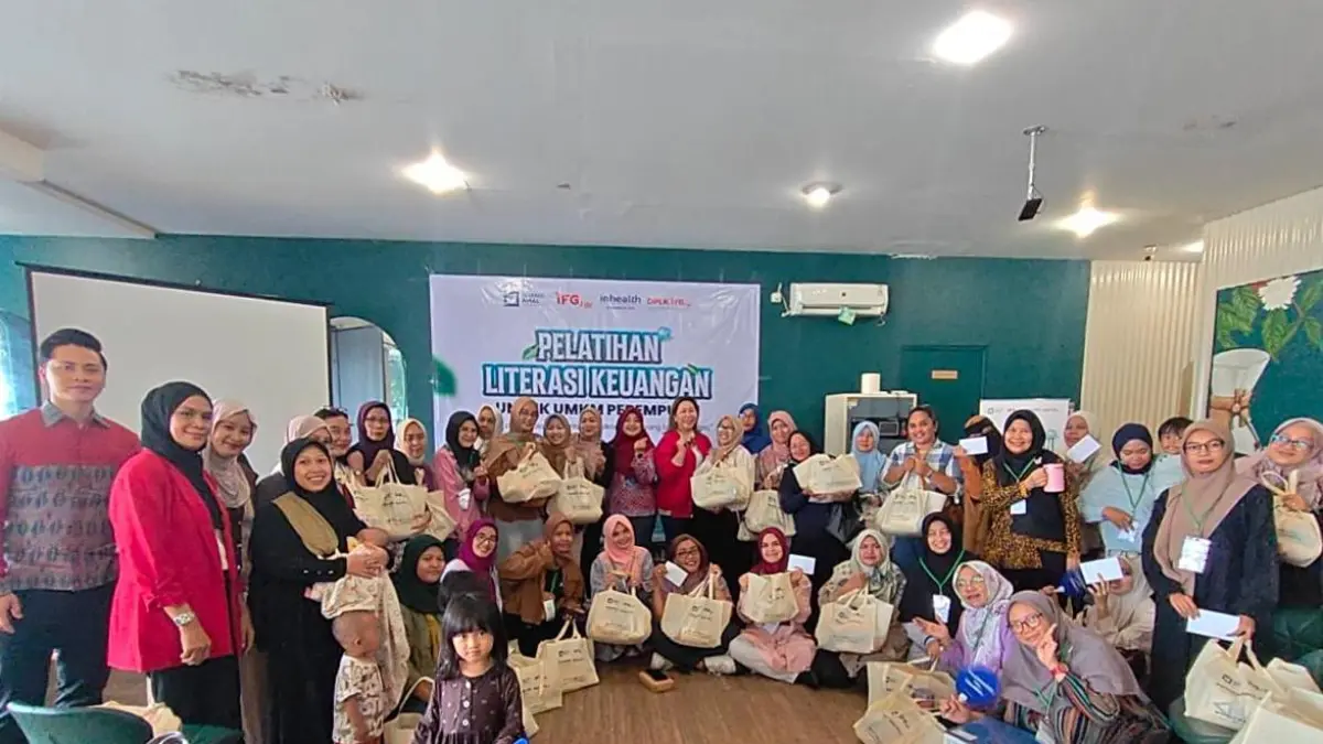 50 perempuan pelaku UMKM mengikuti pelatihan dan literasi keuangan yang diselenggarakan oleh Ruang Amal Indonesia. (Dok. IST)