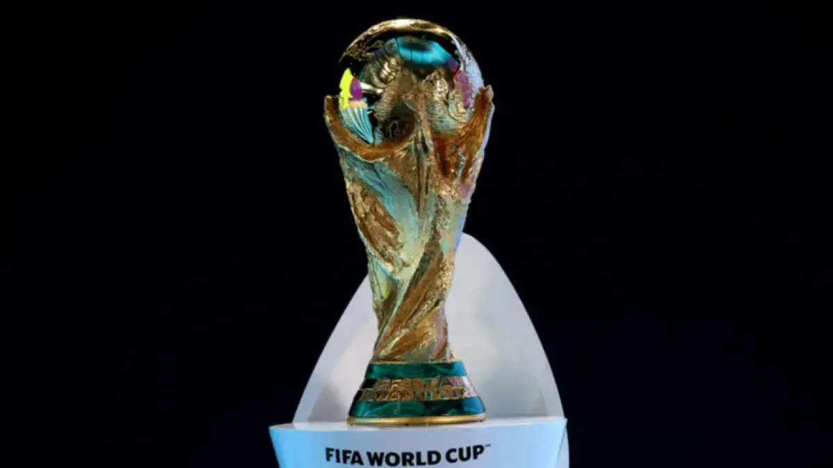 Trofi Piala Dunia FIFA (Bein Sports)