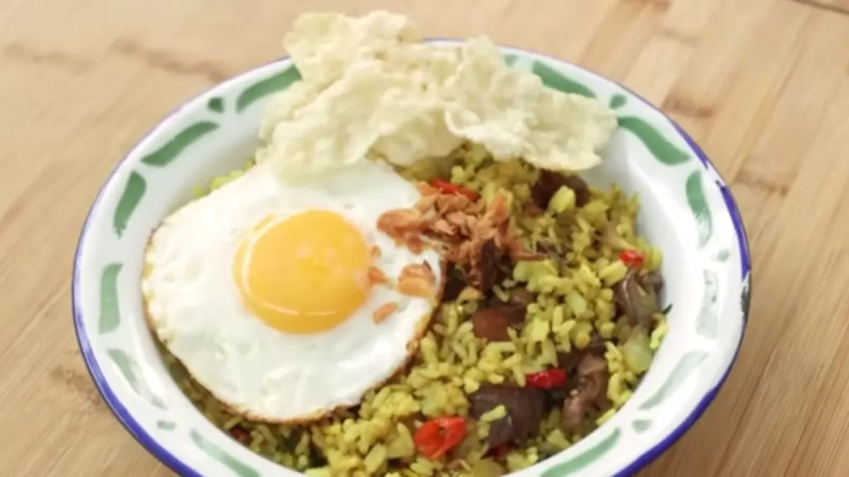 Resep Nasi Goreng Terasi Kilat Cuma 5 Menit, Wangi dan Gurih ala Rumahan!
