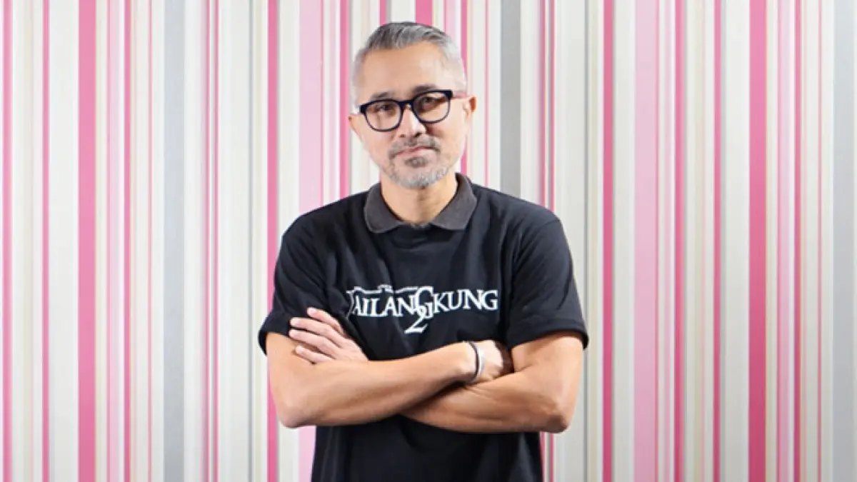 Lukman Sardi kembali sebagai Romo Rendra di Kuasa Gelap 2. Ia belajar bahasa Latin dan ritual eksorsisme dengan bimbingan pastor. (Dok. Jawa Pos)