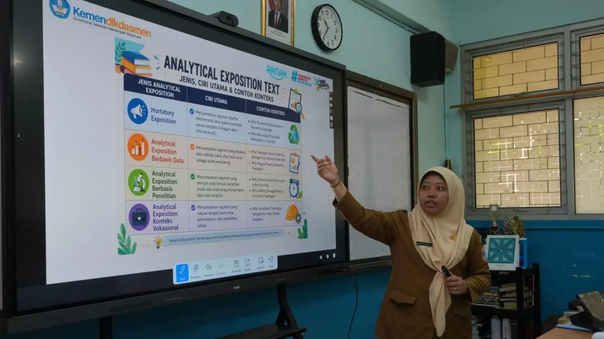 Ilustrasi - Guru PPPK penuh waktu mendapat kesempatan mengikuti seleksi CPNS mulai 2027. Pendaftaran dijadwalkan mulai dibuka pada awal 2027. (Dok. Kemendikdasmen)