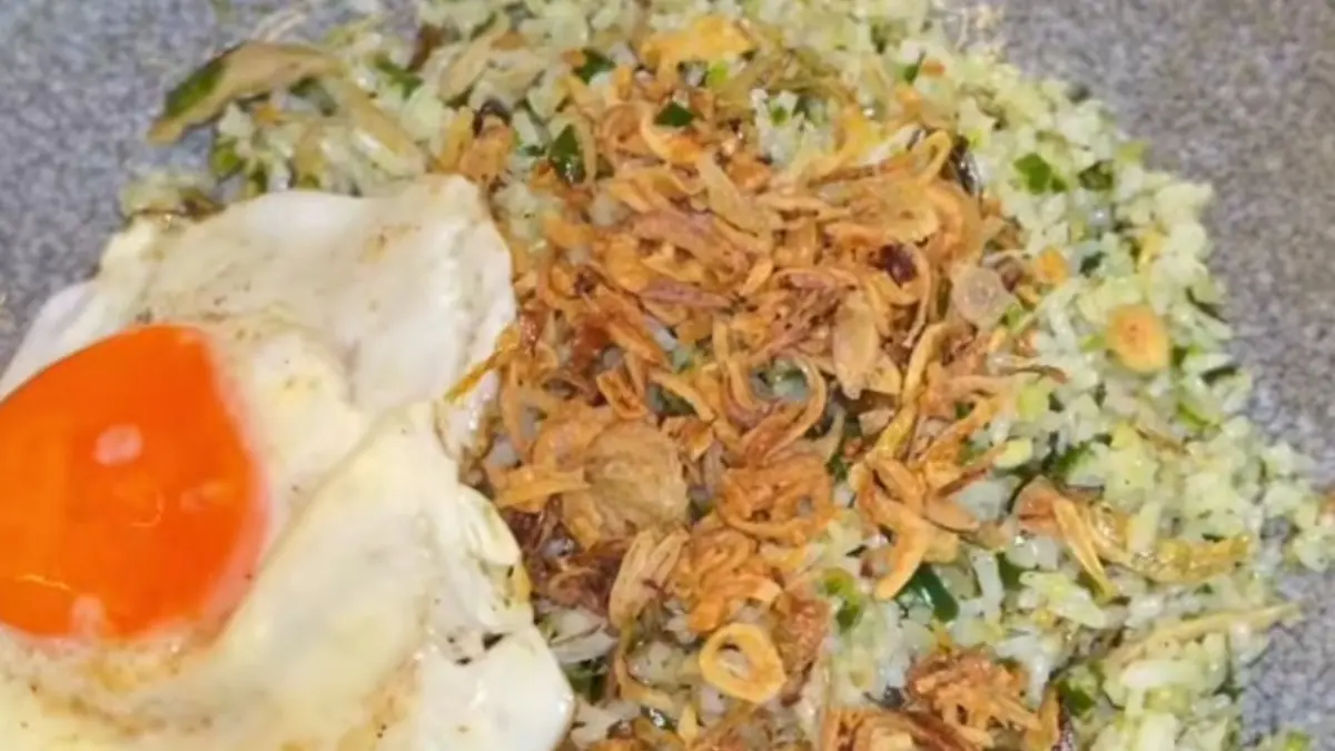 Resep nasi goreng tongkol teri cabe ijo (Instagram.com @hyunmristu)