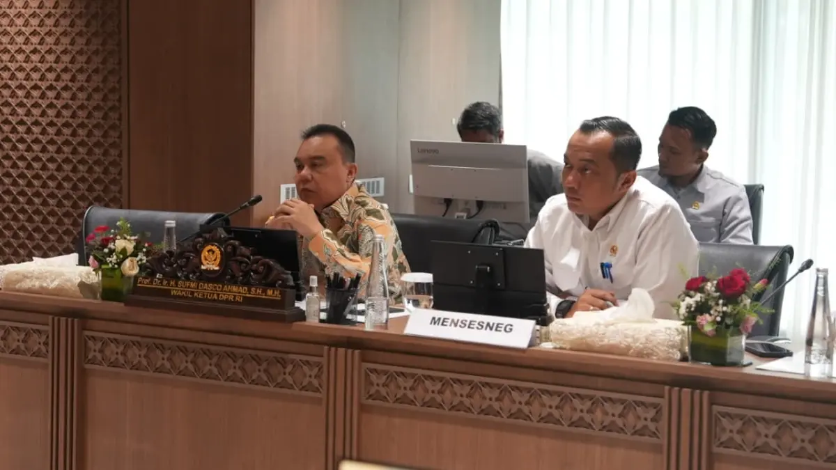 DPR memperkuat koordinasi dengan pemerintah, BI, OJK, dan Danantara. Dasco menekankan pentingnya sinkronisasi kebijakan ekonomi nasional. (Dok. DPR)
