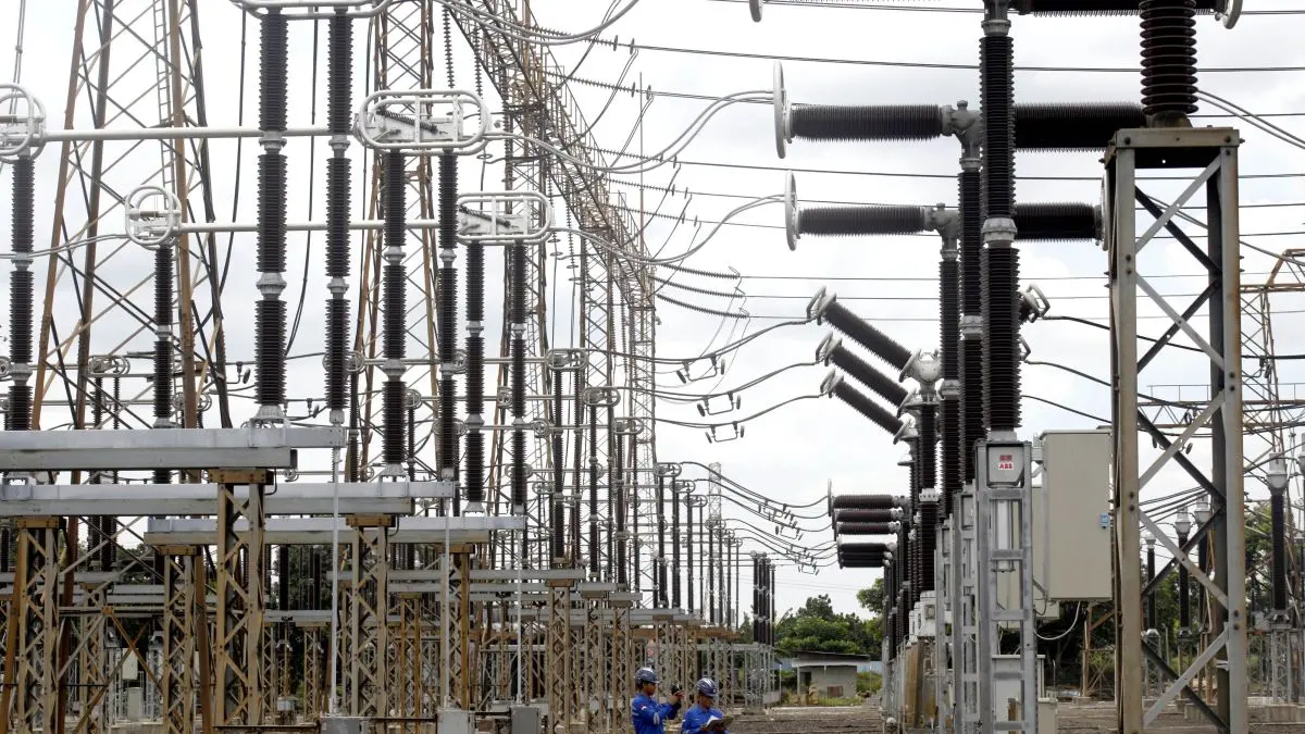 Pemerintah menargetkan tambahan kapasitas pembangkit 100 GW dalam RUPTL dengan kebutuhan investasi mencapai USD 70-73 miliar. (Antara)