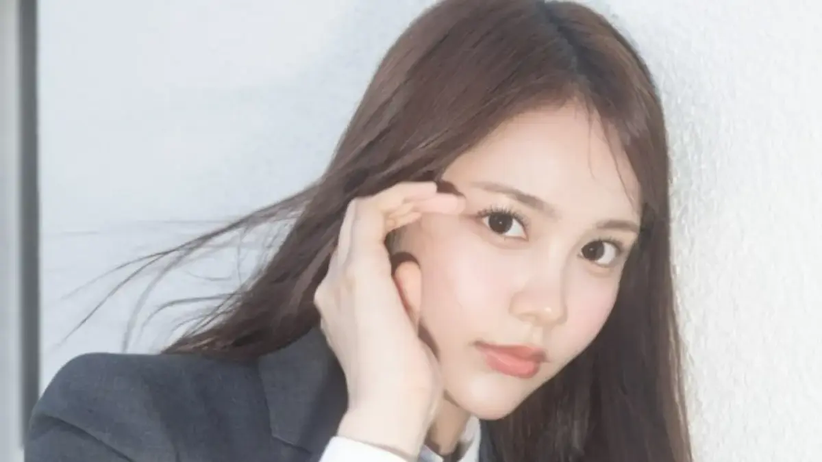 Carmen Hearts2Hearts Kenalkan Soto Ayam di Idol's Table, Keahlian Masak Kim Poong Jadi Sorotan