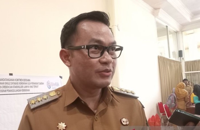 Penjabat Bupati Cirebon Wahyu Mijaya. (Fathnur Rohman/Antara)