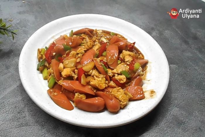 Resep Tumis Sosis Telur/Tangkap Layar Youtube Ardiyanti Ulyana