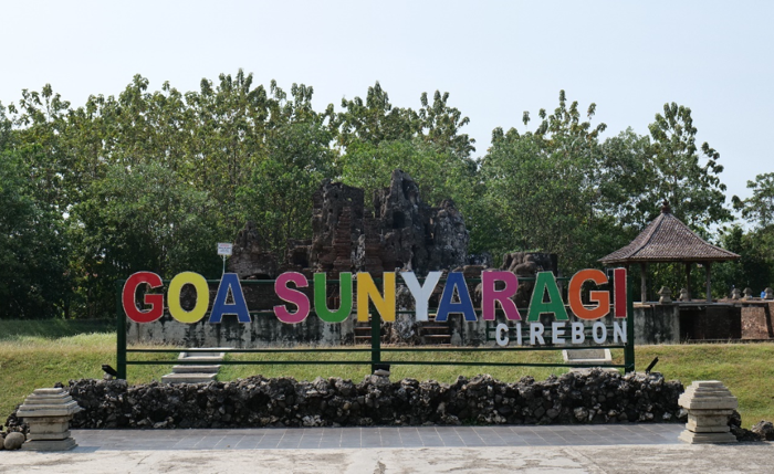 Wisata Cirebon. Taman Sari Gua Sunyaragi.(wonderfulimages.kemenparekraf.go.id)