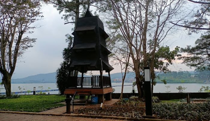Waduk Darma Kuningan. (googleusercontent.com)