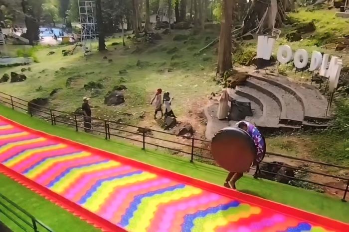 Wahana Rainbow Slide Wisata Woodland Kuningan (Dok. Youtube Jaka Ajka)
