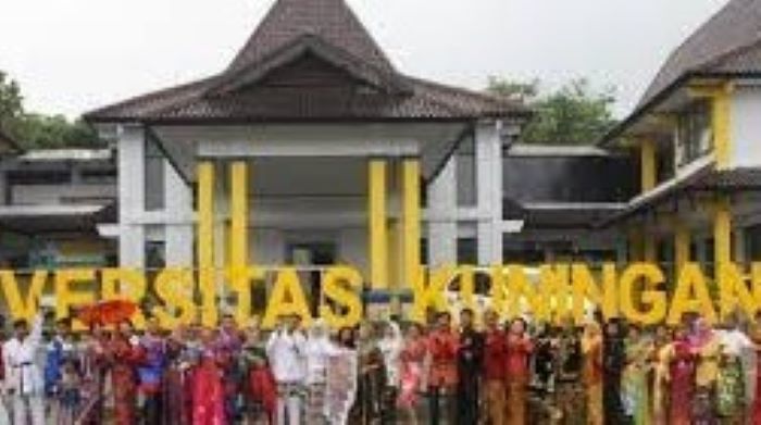 Universitas Kuningan, salah satu universitas terbaik di Kuningan. (smksbskuningan.sch.id)