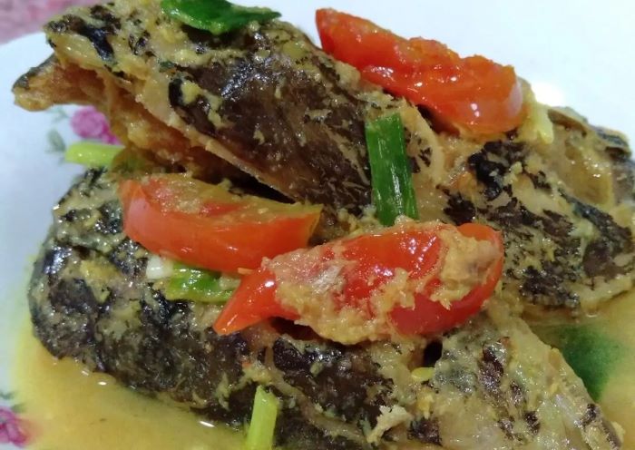 Pindang gombyang manyung khas Indramayu. (cookpad.com/Quin_5733162)
