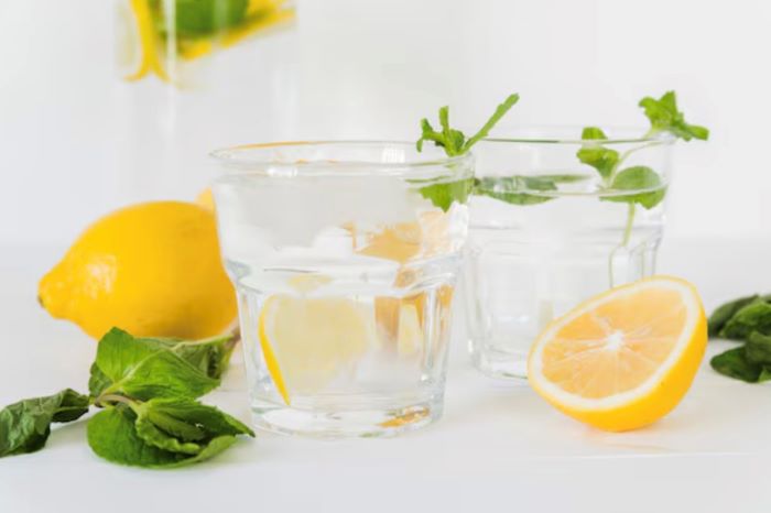 Ilustrasi air lemon (freepik)