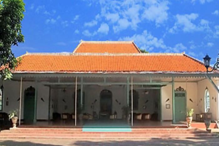 Keraton Kacirebonan (museum.co.id)