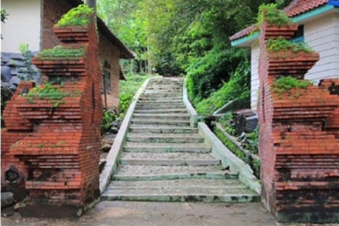 Wisata Kera Plangon, Cirebon (Pemkab Cirebon)