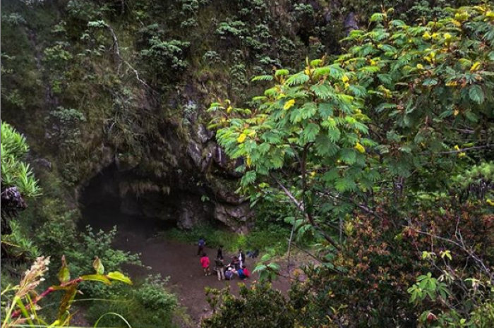 Goa Walet di kaki Gunung Ciremai. (mounture.com)