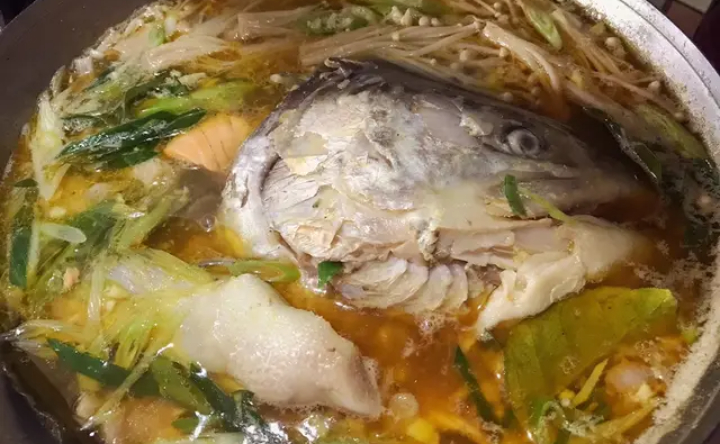 Sup kepala ikan ala Vietnam. (Cookpad)