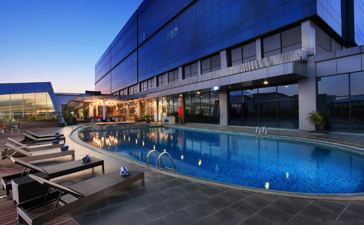 Swiss-Belhotel, hotel dengan kolam renang di Cirebon. (Agoda)